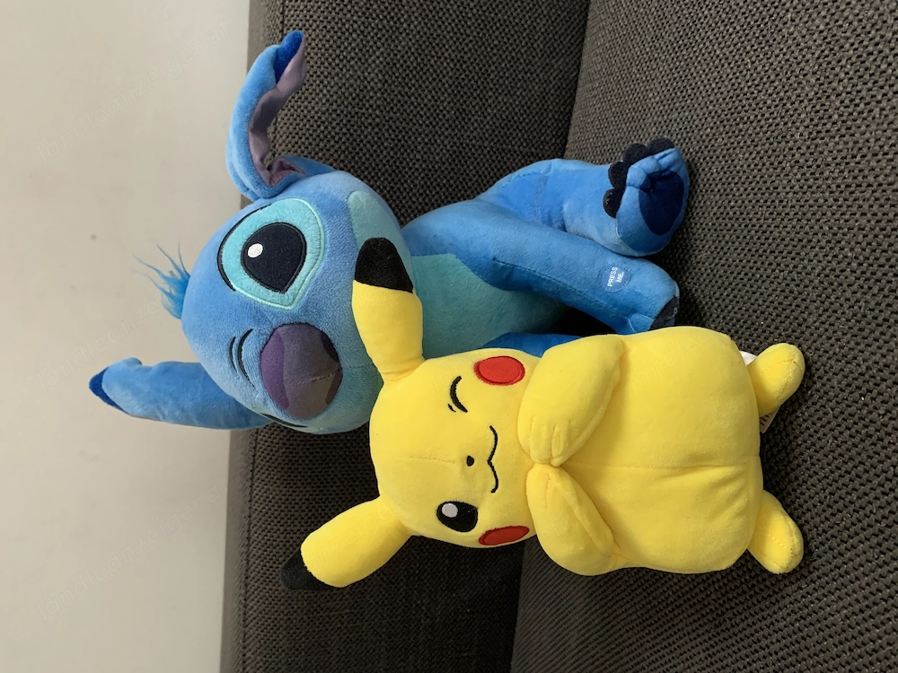 Plüschtier Pokémon und Stich