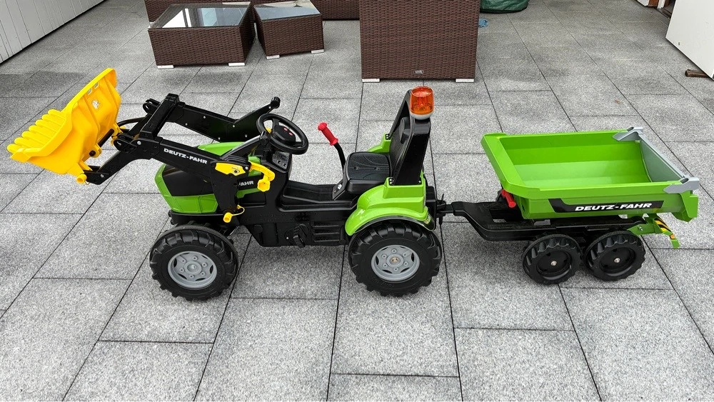 Deutz-Fahr Tretfahrzeug