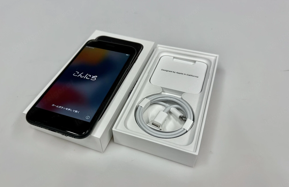 Apple iPhone SE