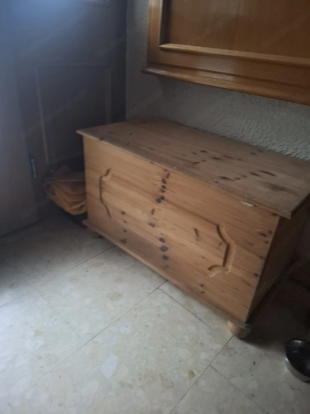 Holztruhe 