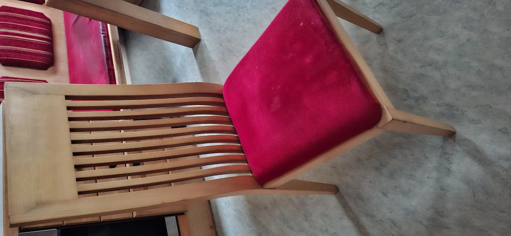 Stuhl zu verschenken
