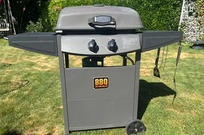 Gasgrill zu verschenken