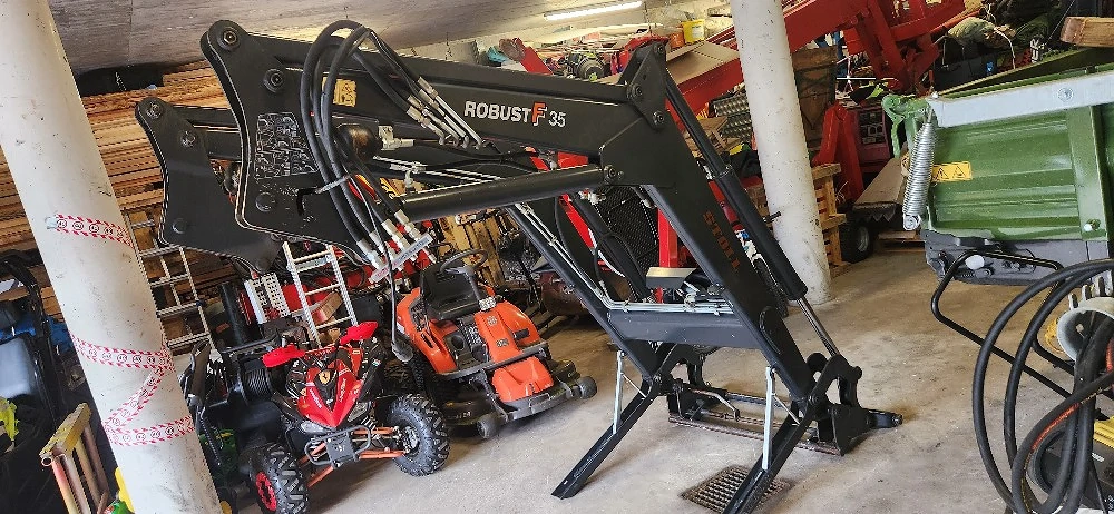 Frontlader Stoll Robust F35 