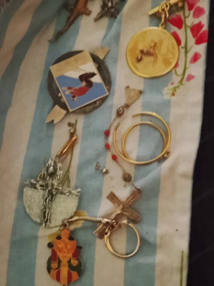 Modeschmuck und Münzen  Retro sammlung