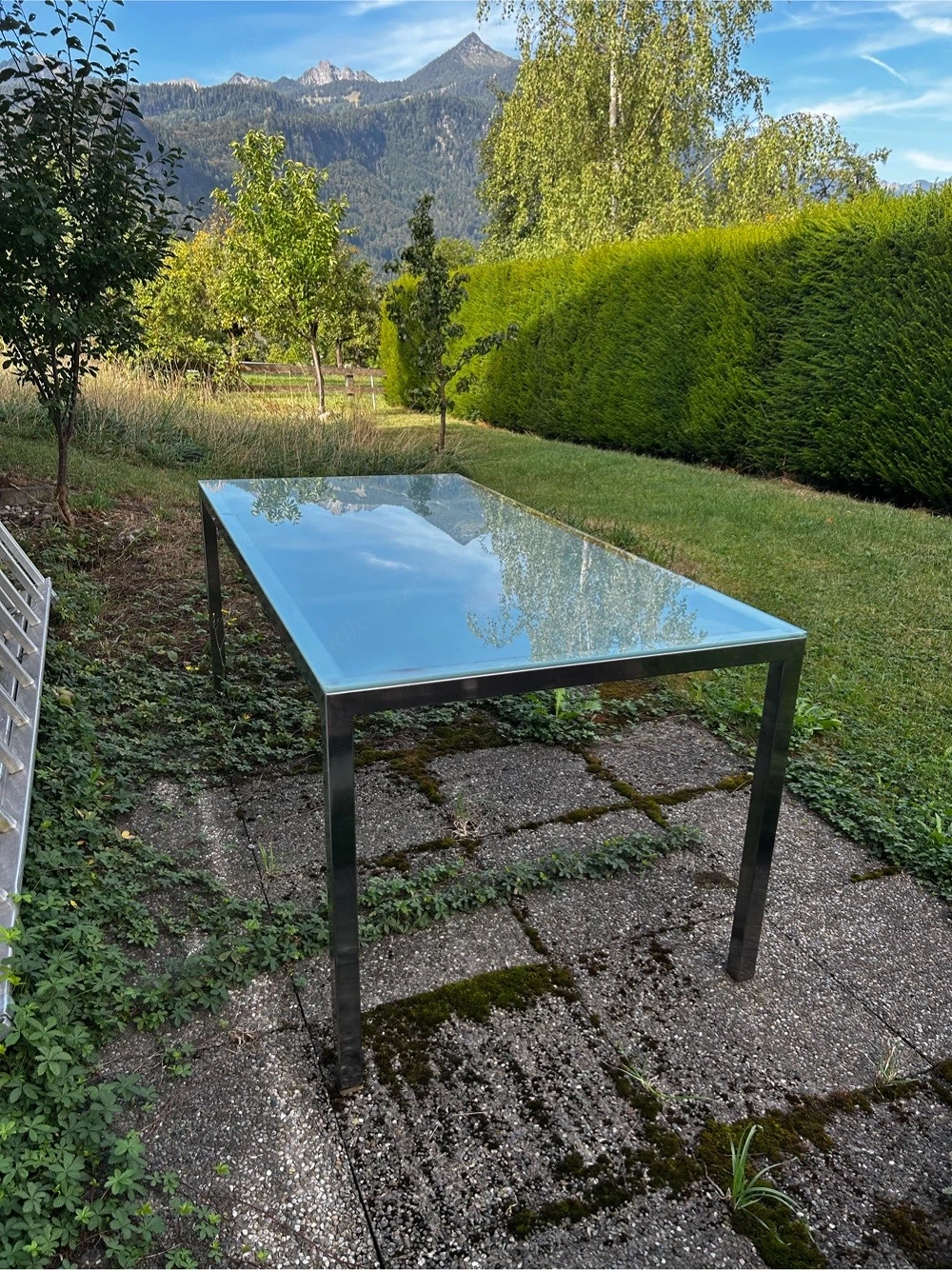 Glas-Tisch