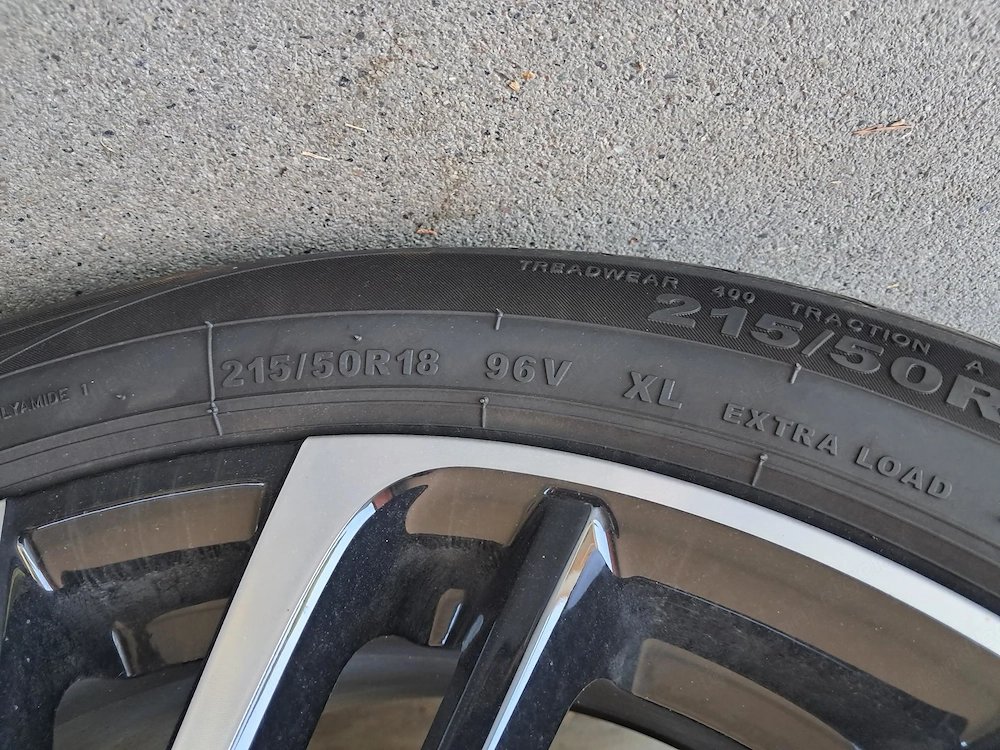 4 Sommerreifen Giti 215 50 R18 96V XL   nur 3.100 km