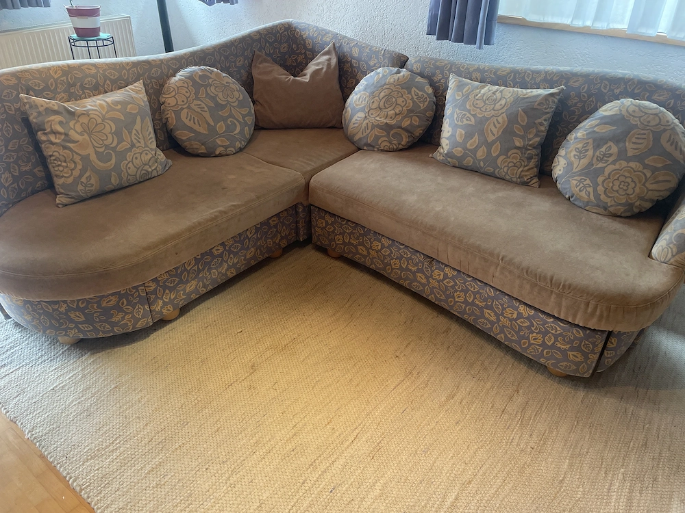 Couchlandschaft zu verschenken
