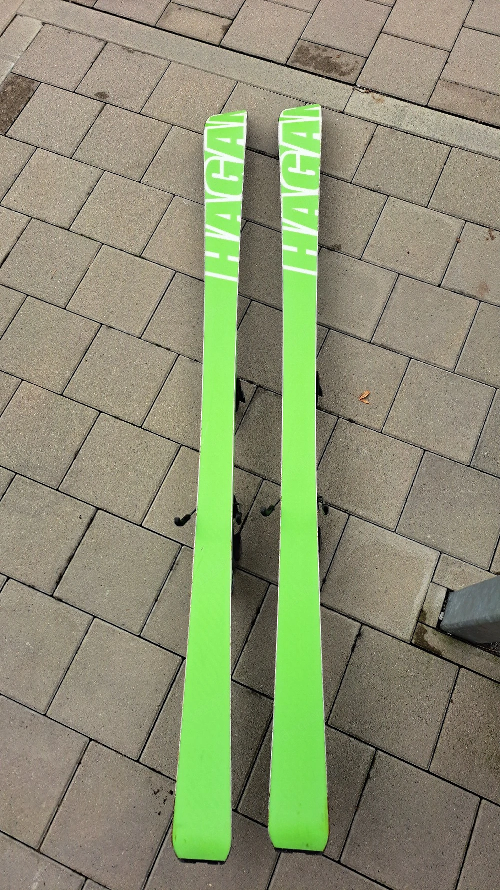 Hagan Tourenski 170cm mit Fritsche II Bindung undFell 