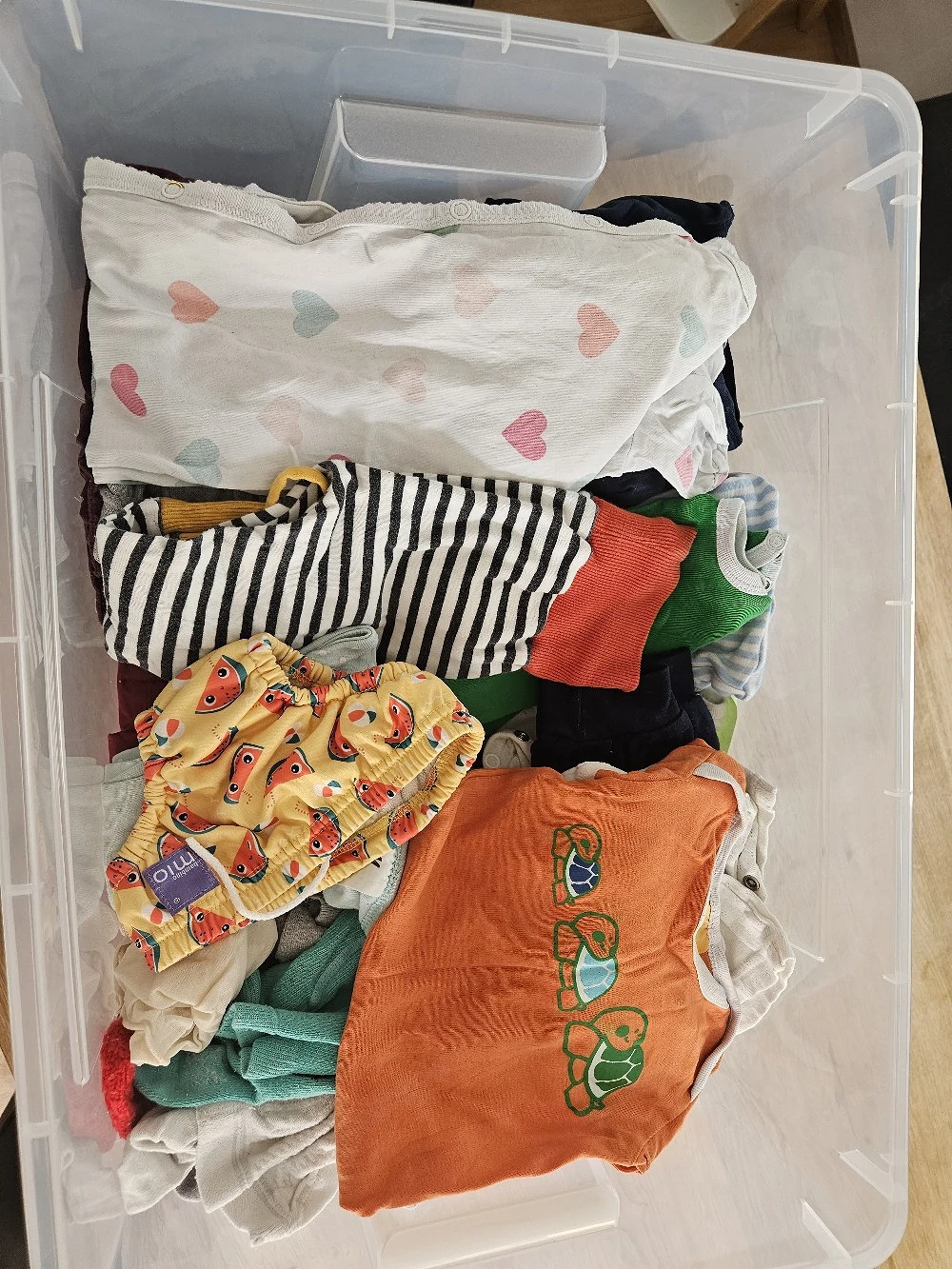 Riesiges Babykleidung-Set   Überraschungsbox Gr. 74