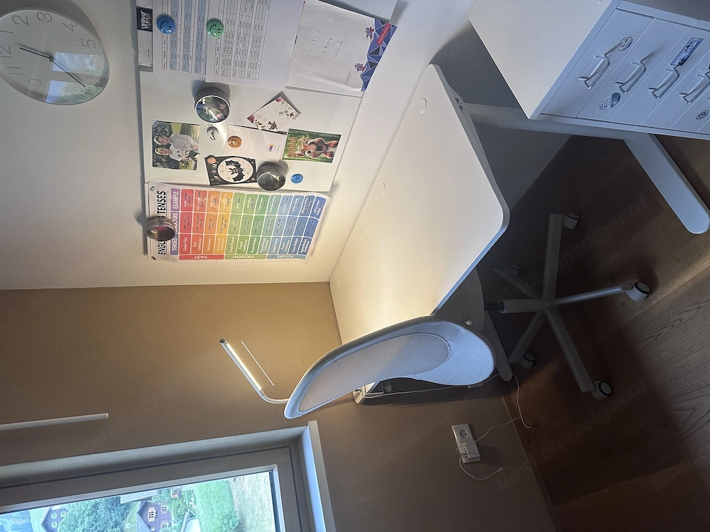 Ikea Schreibtisch 120x60x75 cm, wie neu