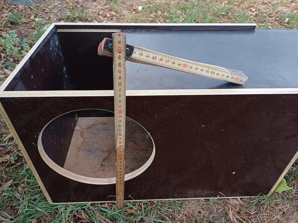 Neuwertige Wurfbox für kl. Kaninchen