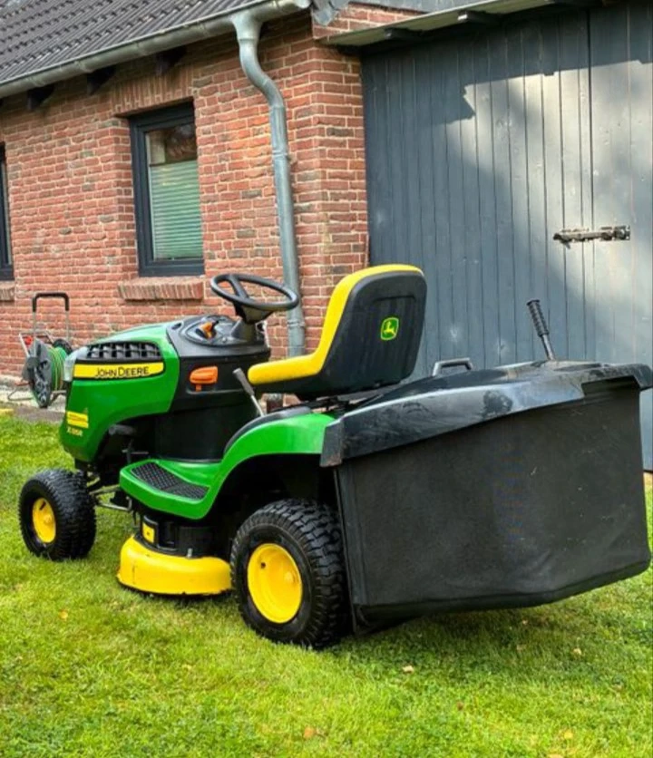 John Deere X135R Rasentraktor Neujahr 2017