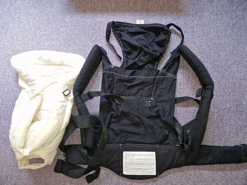 Ergobaby Babytrage mit Neugeboreneneinsatz