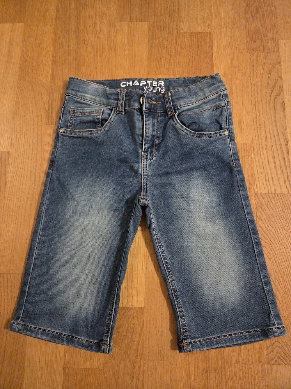 Jeanshose kurz Gr. 152