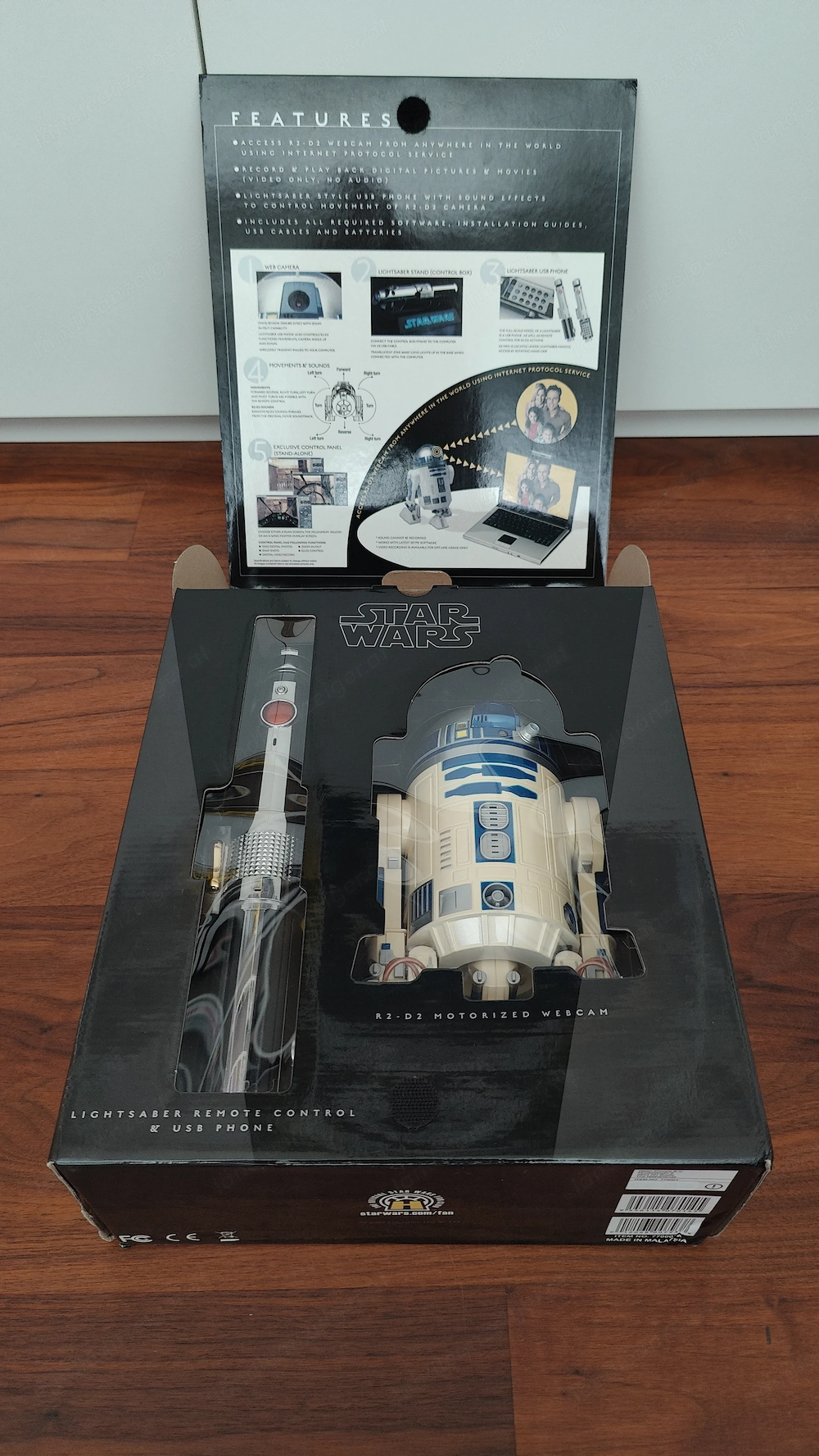 Star Wars R2-D2 Wireless Webcam von Nikko mit Lichtschwert-Fernbedienung Sammlerstück 