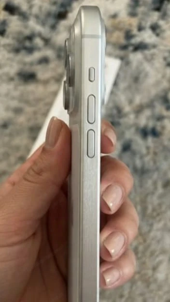 iPhone 17 Pro max , 25 GB