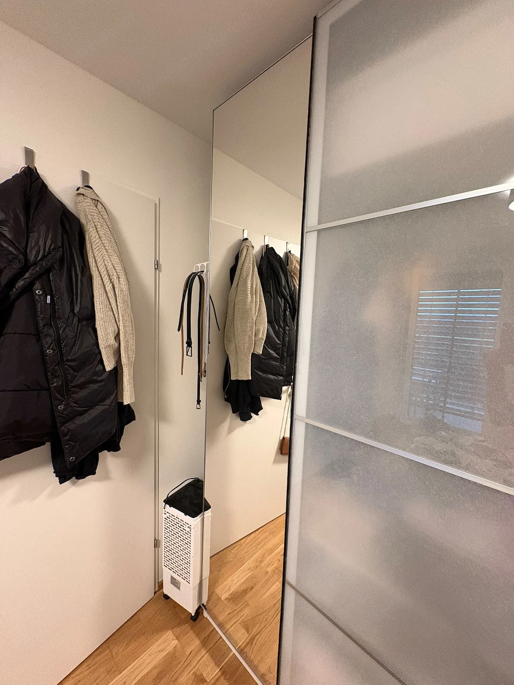 Ikea Pax Schrank mit Spiegeltüre