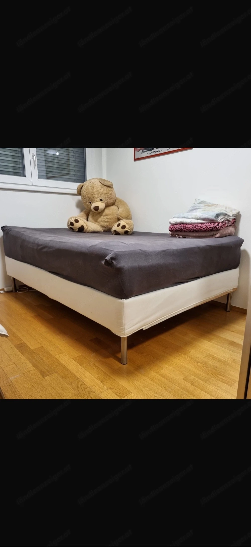 Boxspringbettgestell ohne Matratze zu verschenken