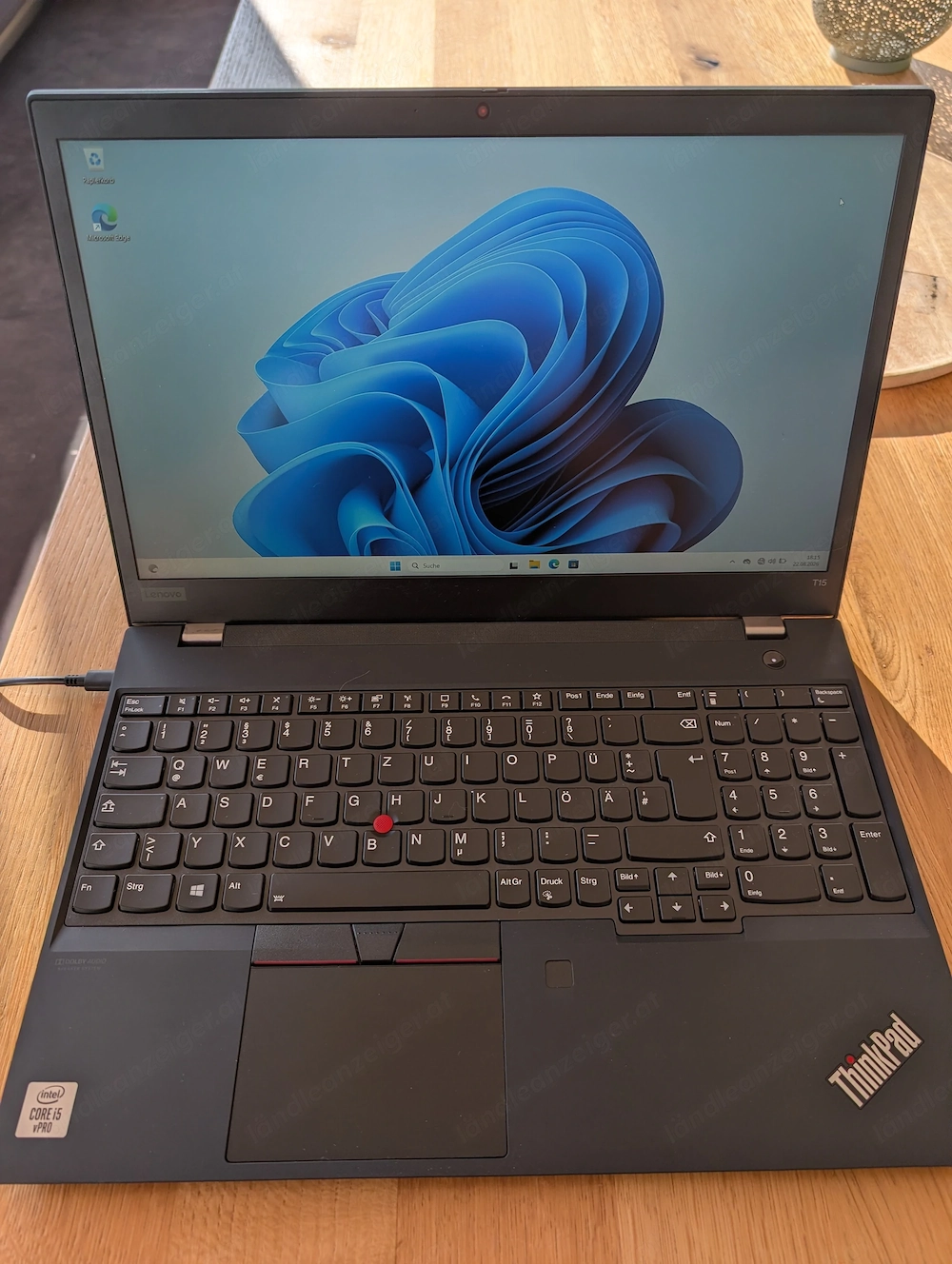 Lenovo ThinkPad T15 Gen 1 - Intel Core i5-10310U 16 GB RAM, 256 GB NVMe SSD, 15,6" Full HD,