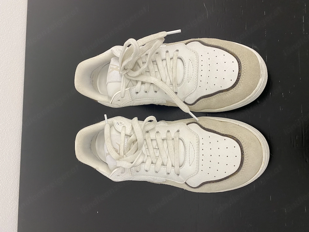 Louis Vuitton Stadium Sneaker Größe 38