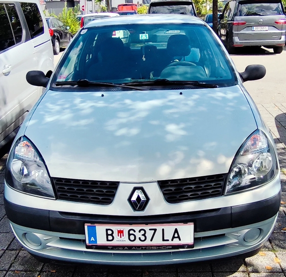 Renaut Clio B, Kombilimiousine. Baujahr 2001