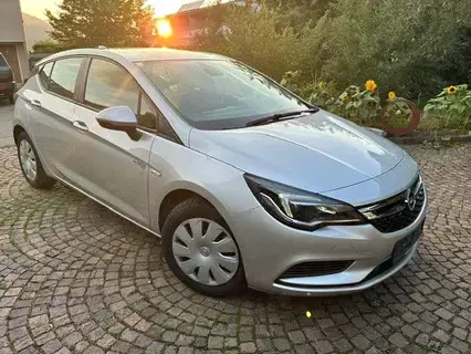 Verkaufe OPEL Astra - servicegepflegt