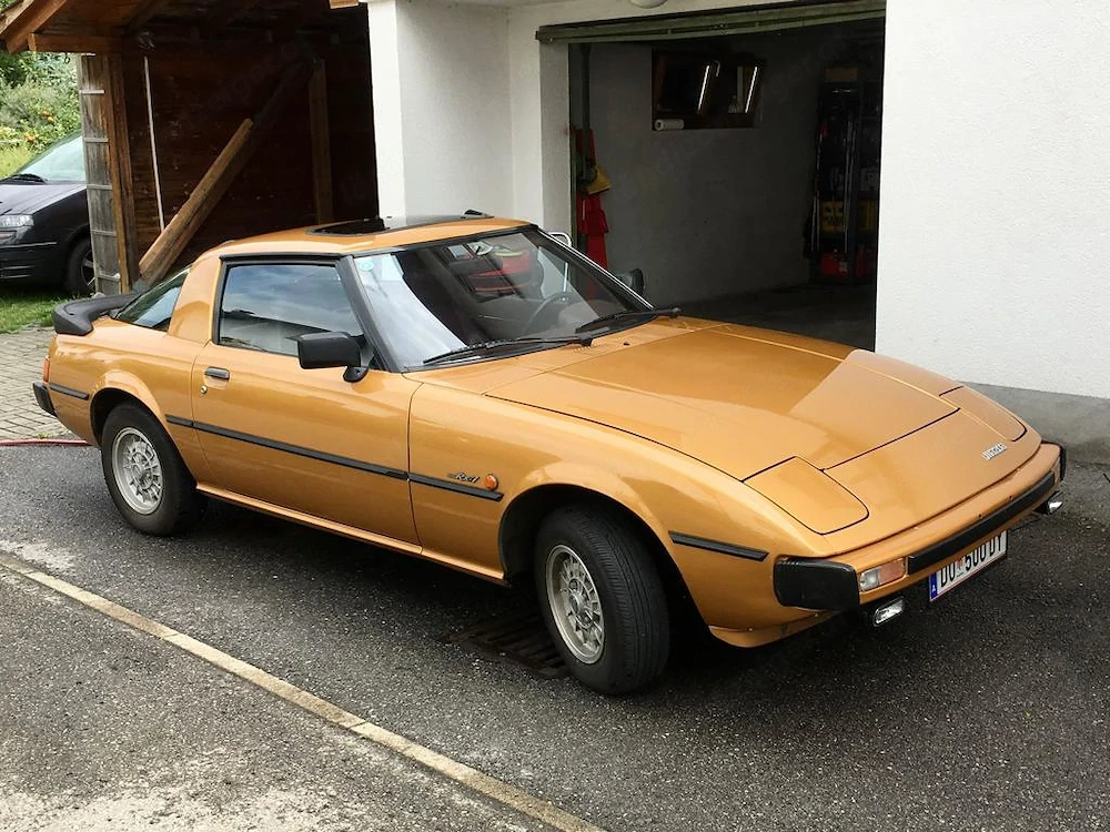Mazda RX-7 SA22C Wankelmotor (12A)