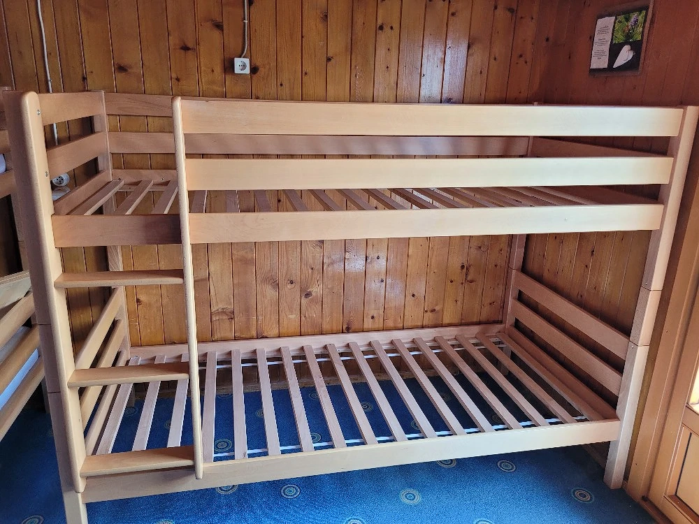 Stockbett inkl. Lattenroste & ausziehbarem Gästebett   Top Zustand!