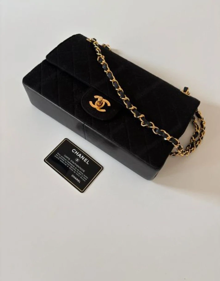Chanel timeless vintage double flap