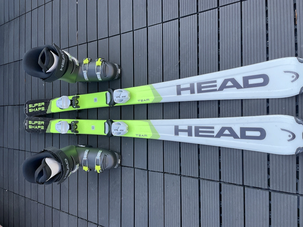 Head Ski und Skischuhe