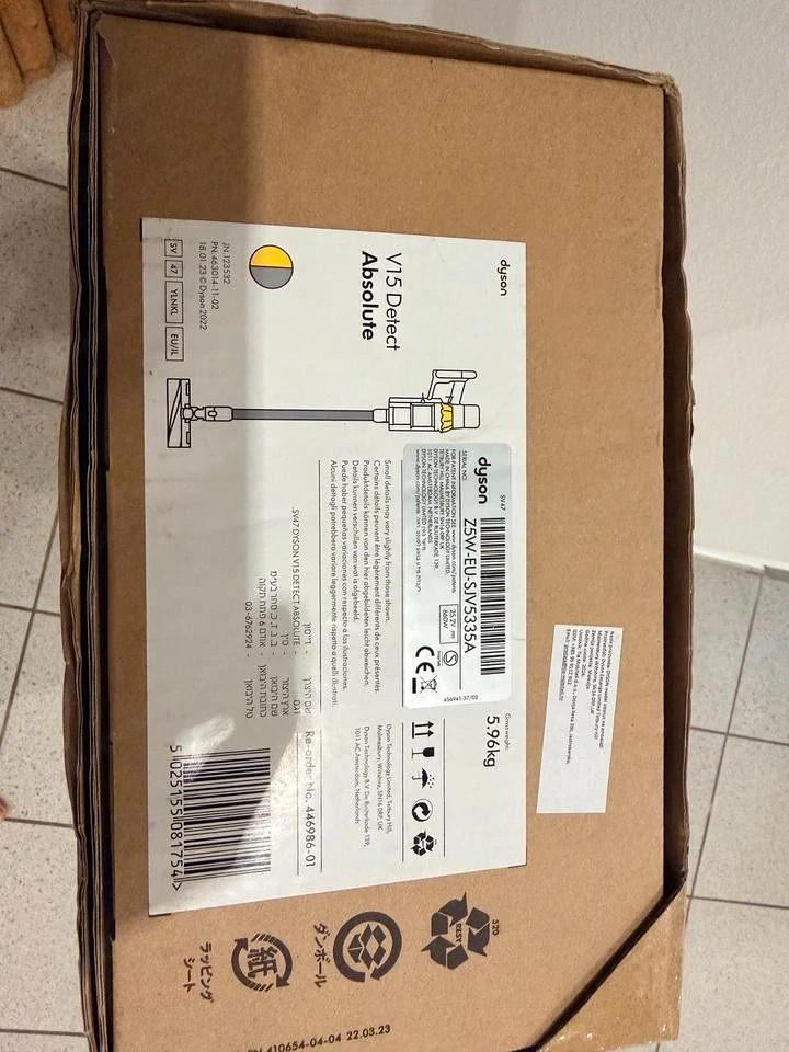 Dyson V15 Detect Absolute Staubsauger