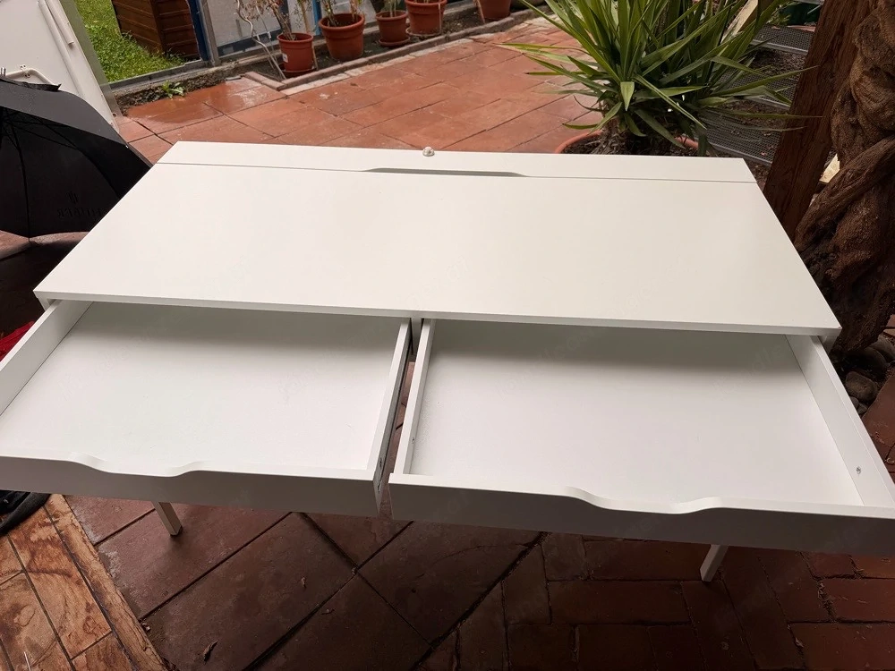 Ikea Schreibtisch mit 2 Schubladen