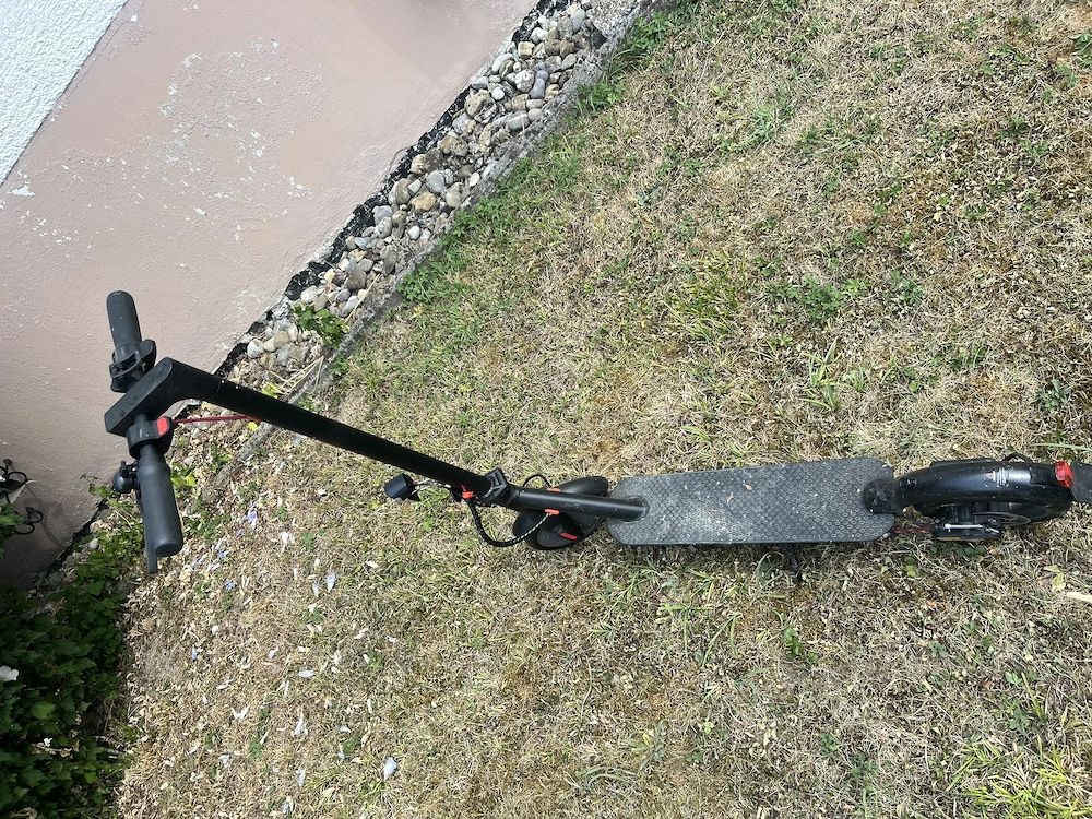 E Scooter  fast nie gefahren 