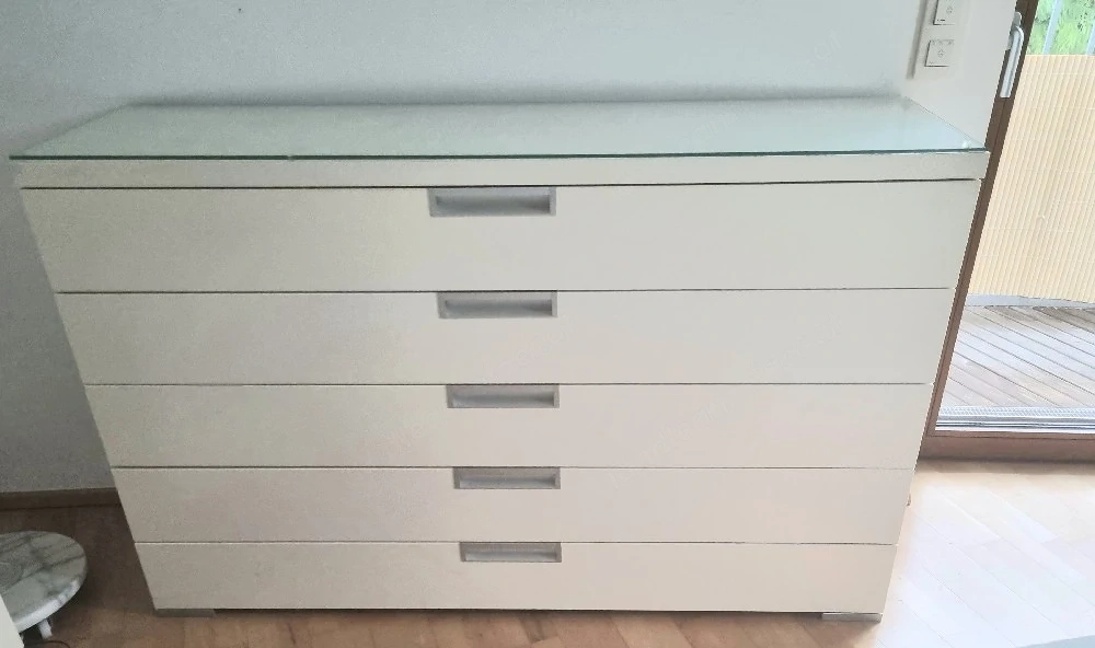 Kommode weiß 