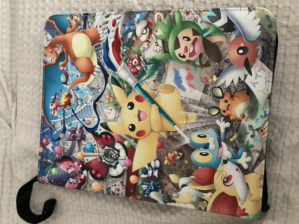 Pokémon Karten mit Album 