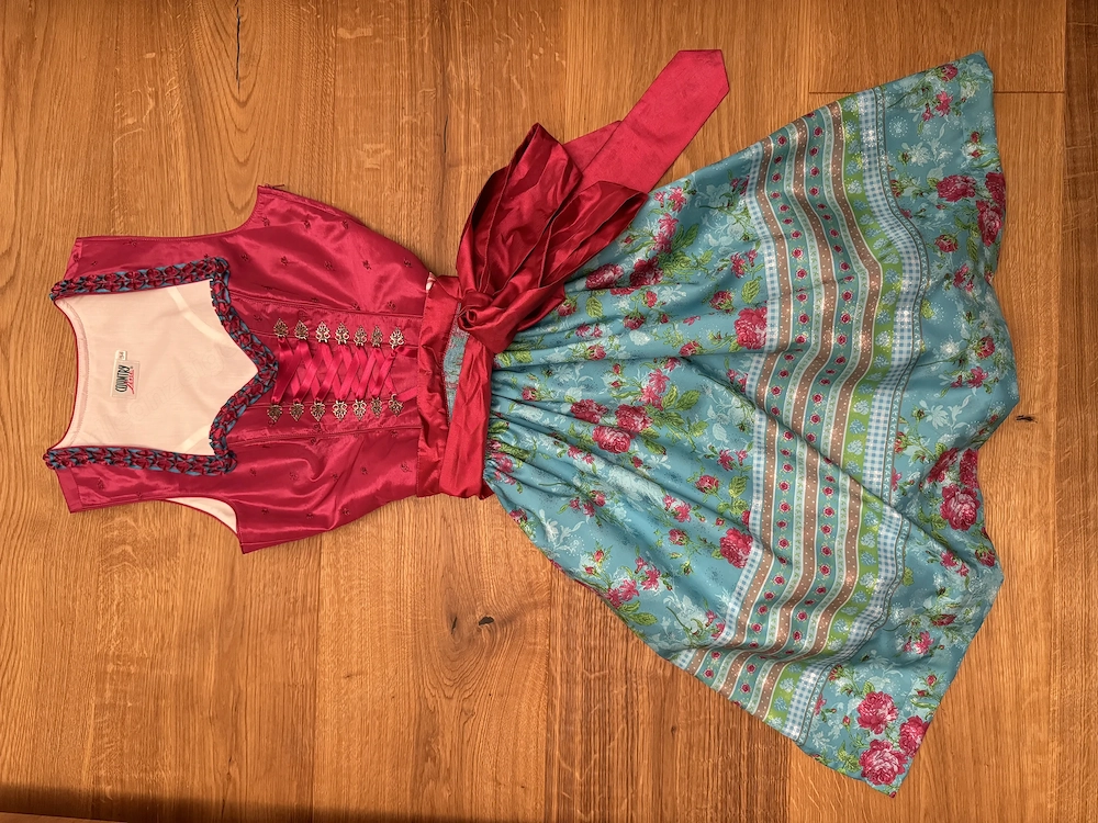 Dirndl Größe 34
