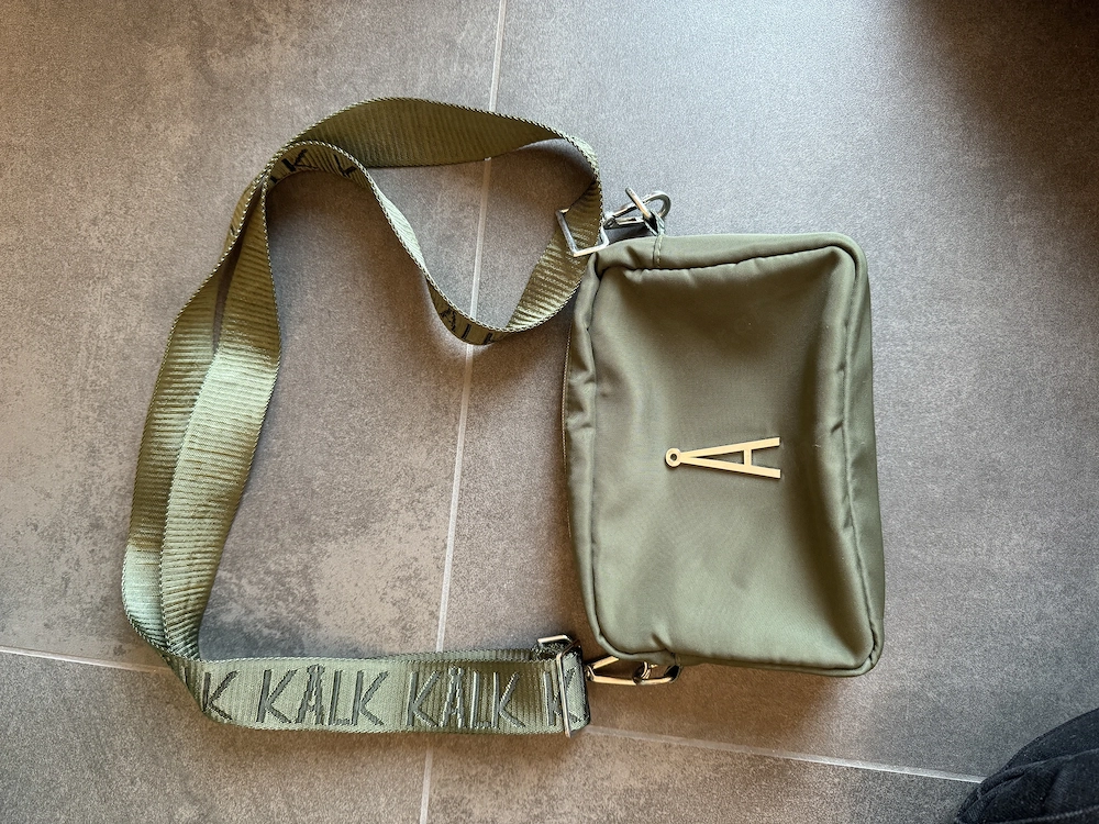 kleine Umhängetasche
