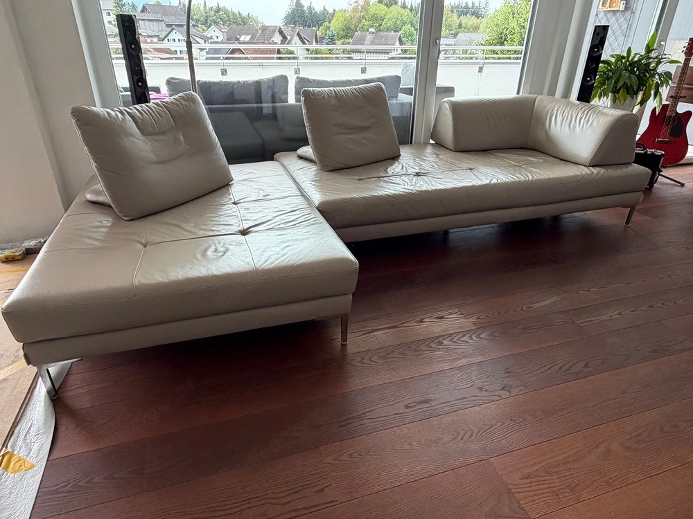 Moderne & flexible Ledercouch