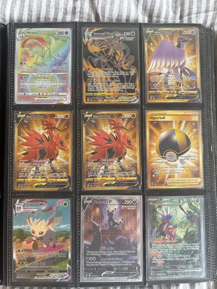 Verschiedene Pokemon Karten 