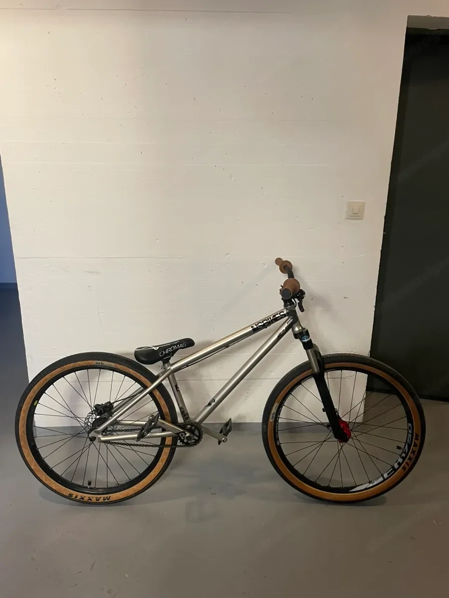 NS Dirt  Jump Bike