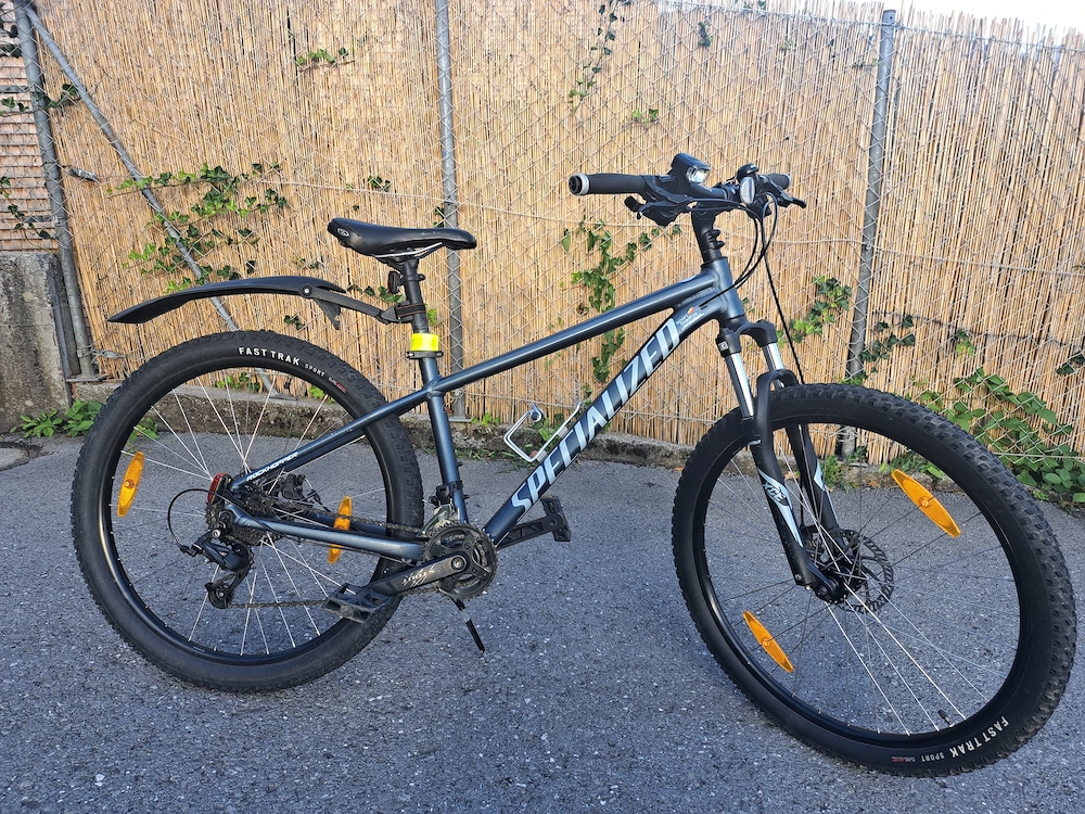 MTB-Fahrrad, Größe M, mit Beleuchtung