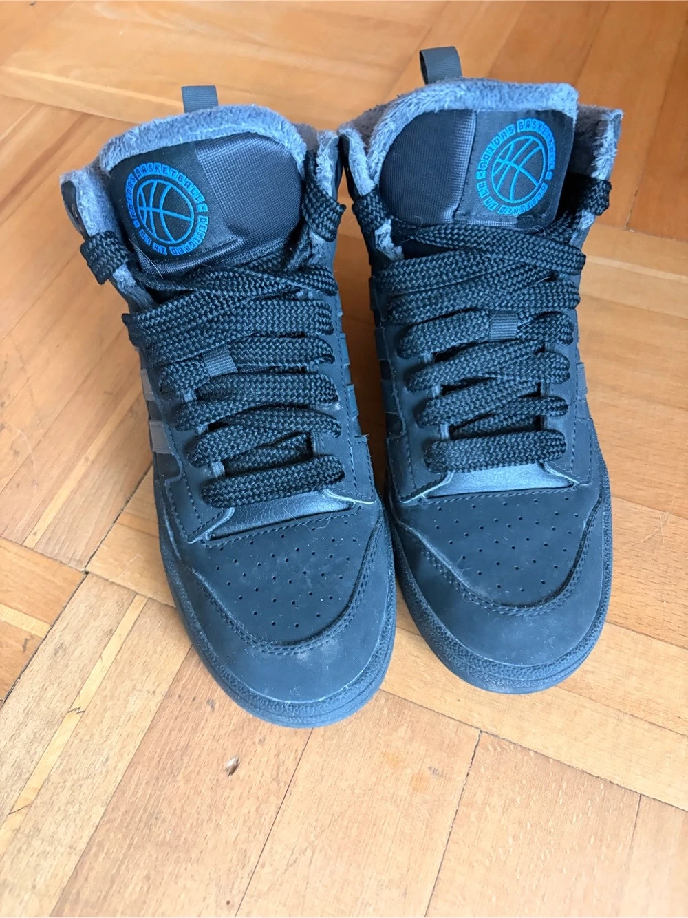 Winterschuhe Adidas Gr. 38,5