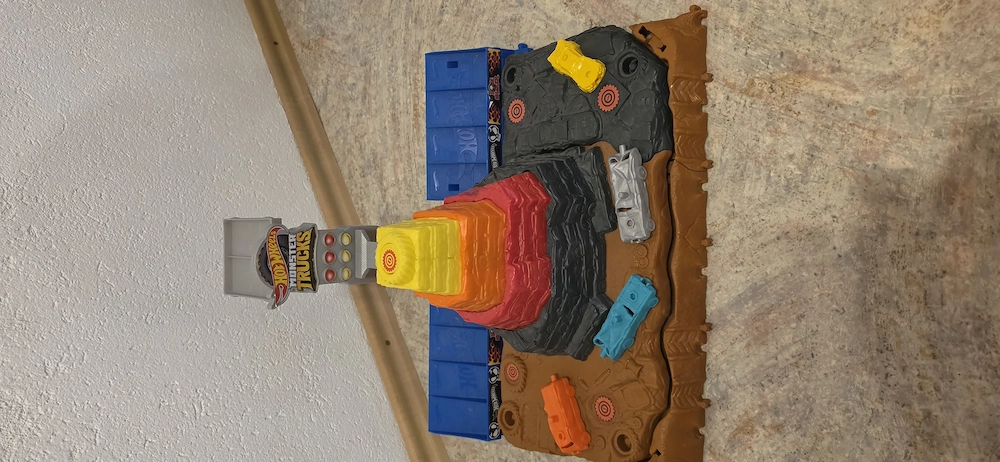 Hot wheels Monster Truck Area 