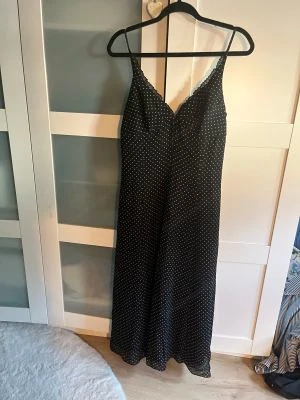 SWING Kleid , schwarz Polka Dots