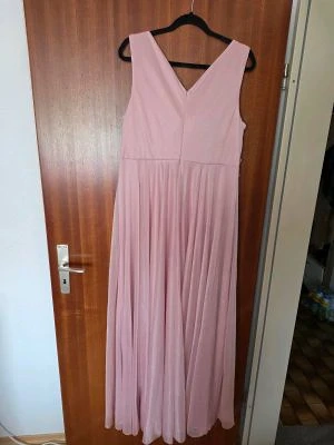 Damenkleid