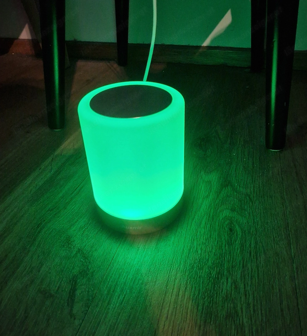 Neu & unbenutzt: 2 LED-Lampen mit Farbwechsel   3-in-1 als Nachtisch, Tisch- oder Hängelampe