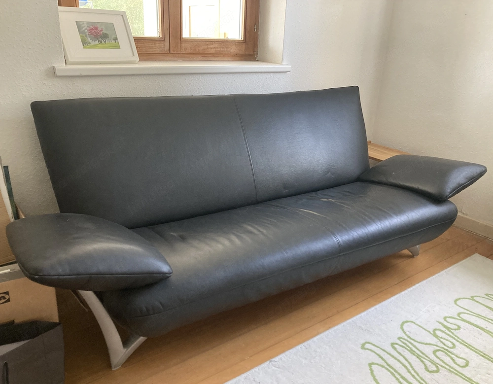 Schwarze Ledercouch - gepflegter Zustand
