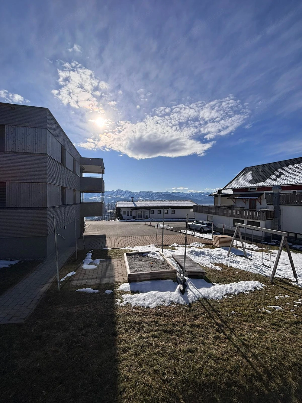 Helle 3-Zimmer-Wohnung mit Südterrasse in Sulzberg