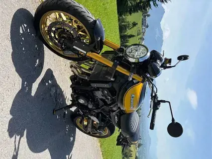 Kawasaki Z 900 RS SE