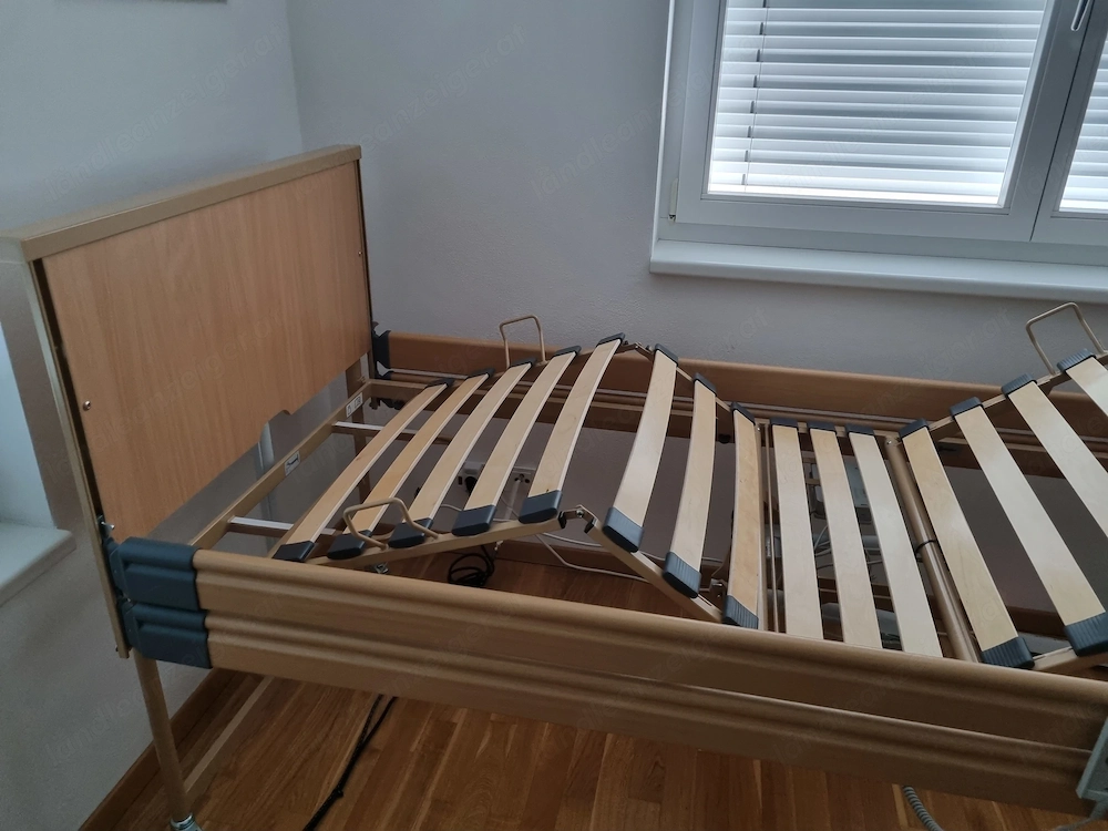 Burmeier elektr. Pflegebett Dali low entry (extra niederer Einstieg)